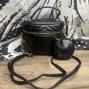 Elegant Black Quilted Handbag Set